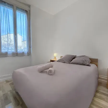 T2 Lumineux Centre 아쟁